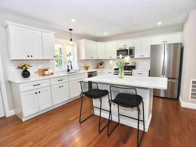 10 De Marco Ter A, Worcester, MA 01613