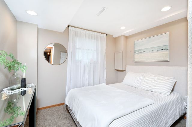 207 Cottage Lane, Montezuma, IA 50171