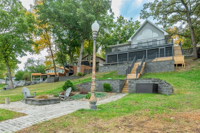 207 Cottage Lane, Montezuma, IA 50171