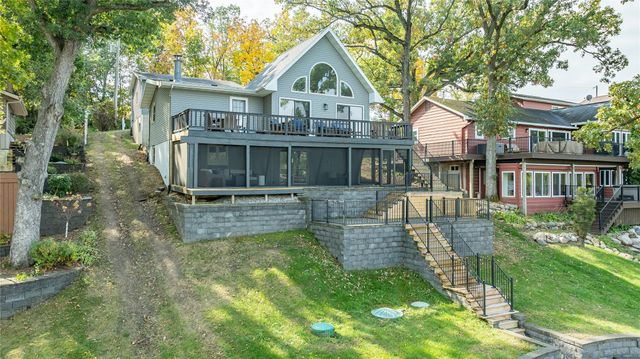 207 Cottage Lane, Montezuma, IA 50171