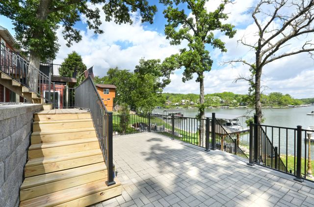 207 Cottage Lane, Montezuma, IA 50171