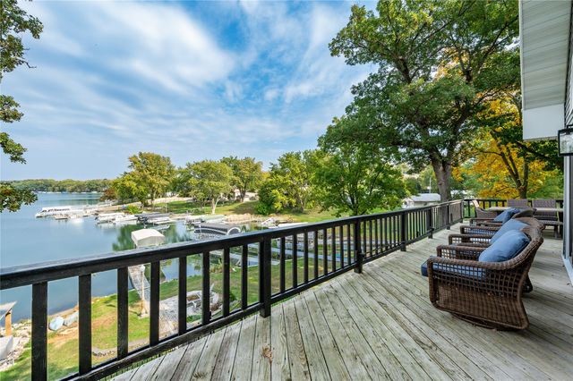 207 Cottage Lane, Montezuma, IA 50171