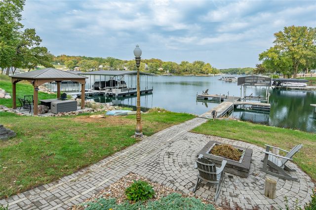 207 Cottage Lane, Montezuma, IA 50171