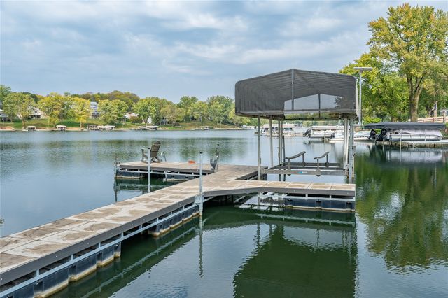 207 Cottage Lane, Montezuma, IA 50171