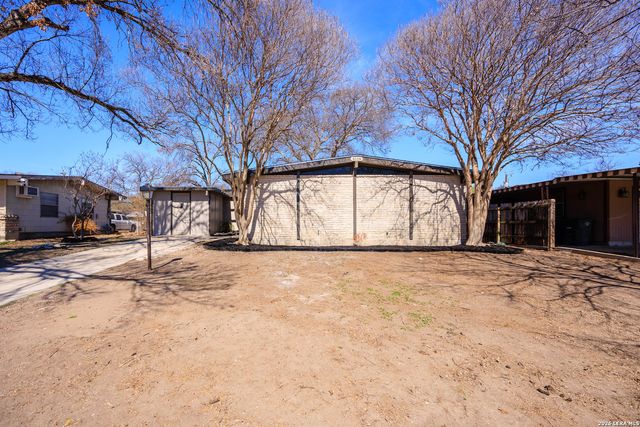 5119 VILLAGE CRST, San Antonio, TX 78218
