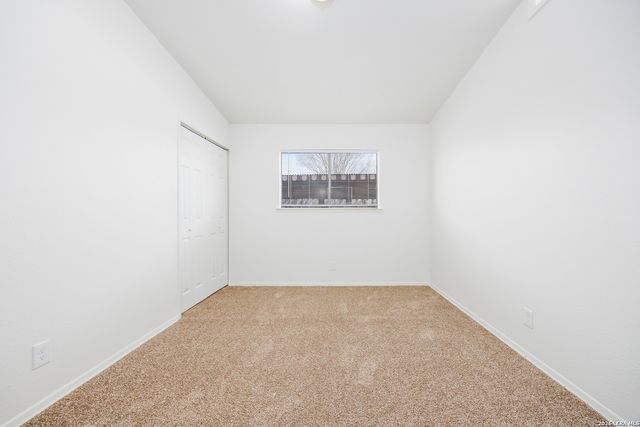 5119 VILLAGE CRST, San Antonio, TX 78218