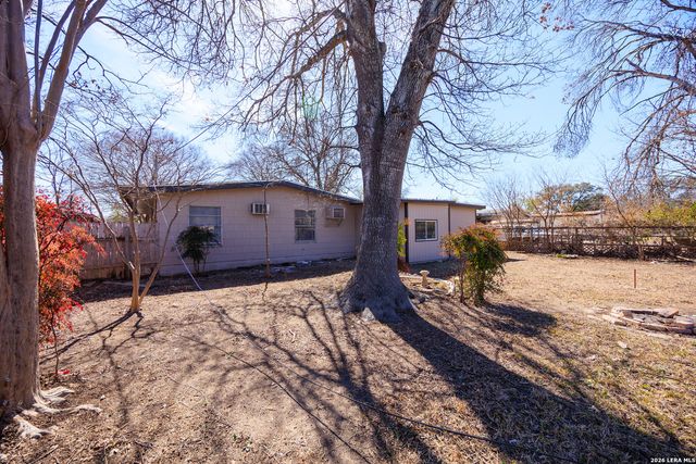 5119 VILLAGE CRST, San Antonio, TX 78218