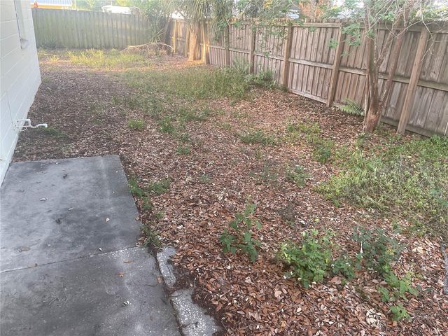 3302 W WALLACE AVENUE, Tampa, FL 33611