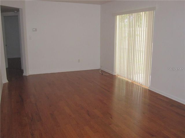 3302 W WALLACE AVENUE, Tampa, FL 33611