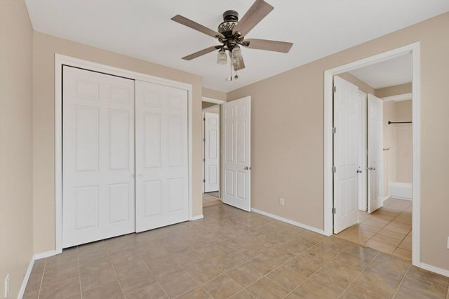 624 5th Street NE, Rio Rancho, NM 87124