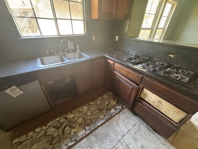 1749 W 49th, Los Angeles, CA 90062