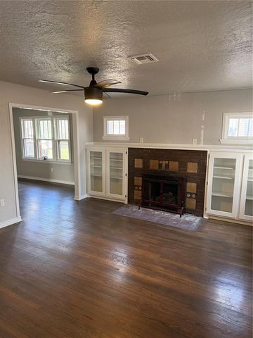 828 S 16th Street, Chickasha, OK 73018