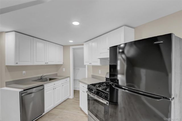 99 Wall Street 2, Huntington, NY 11743