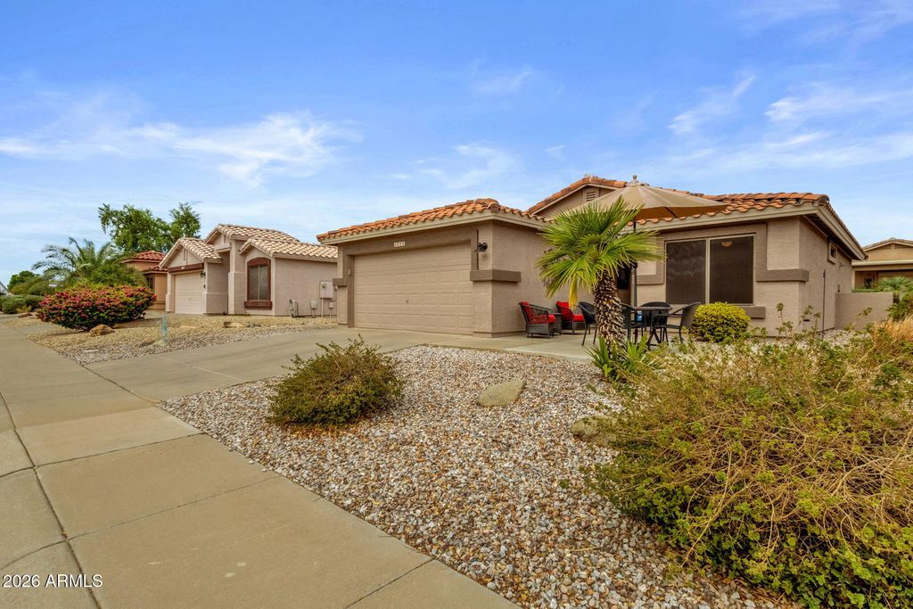 4636 E WALNUT Road, Gilbert, AZ 85298 — exterior