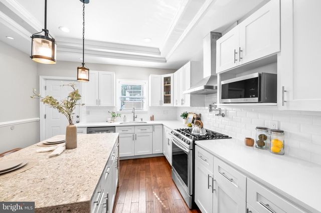 1206 S CHARLES ST, Baltimore, MD 21230
