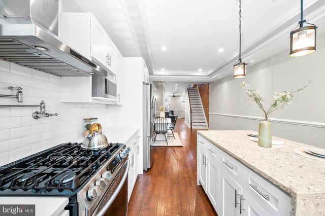 1206 S CHARLES ST, Baltimore, MD 21230