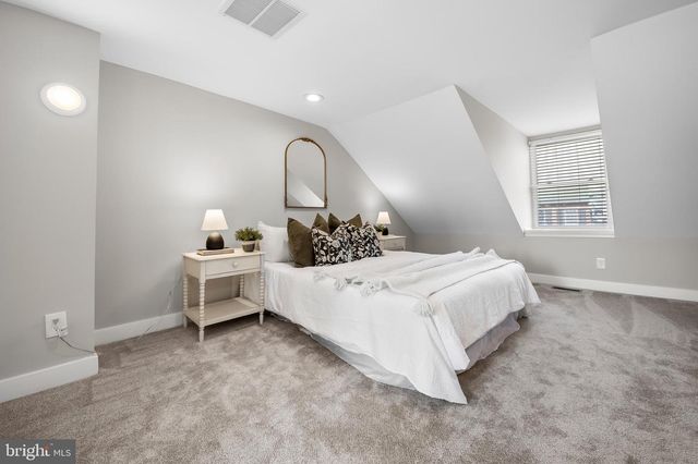 1206 S CHARLES ST, Baltimore, MD 21230