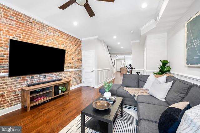 1206 S CHARLES ST, Baltimore, MD 21230