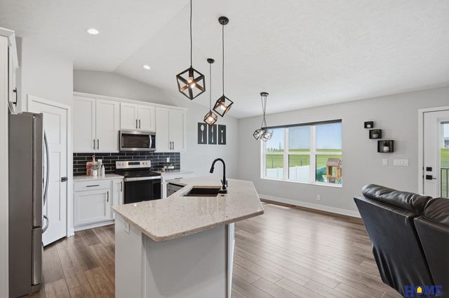 8716 S 83rd Court, Lincoln, NE 68516