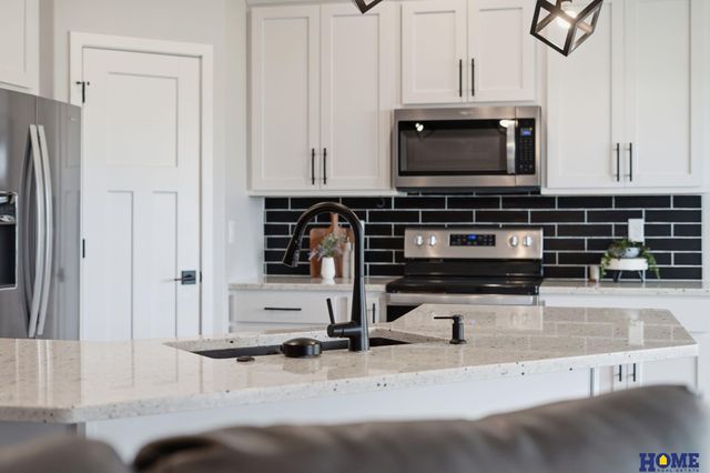 8716 S 83rd Court, Lincoln, NE 68516