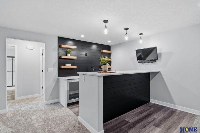 8716 S 83rd Court, Lincoln, NE 68516
