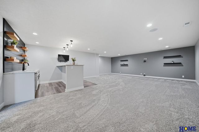 8716 S 83rd Court, Lincoln, NE 68516