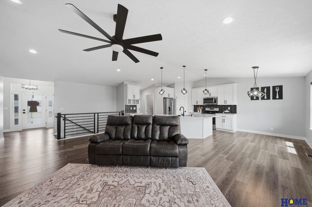 8716 S 83rd Court, Lincoln, NE 68516