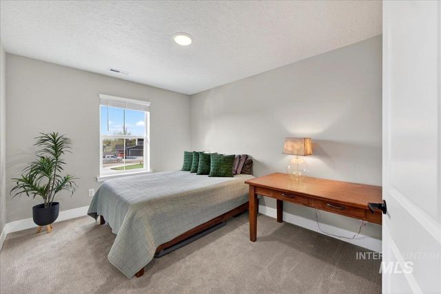 6025 S Catria Pl, Meridian, ID 83642