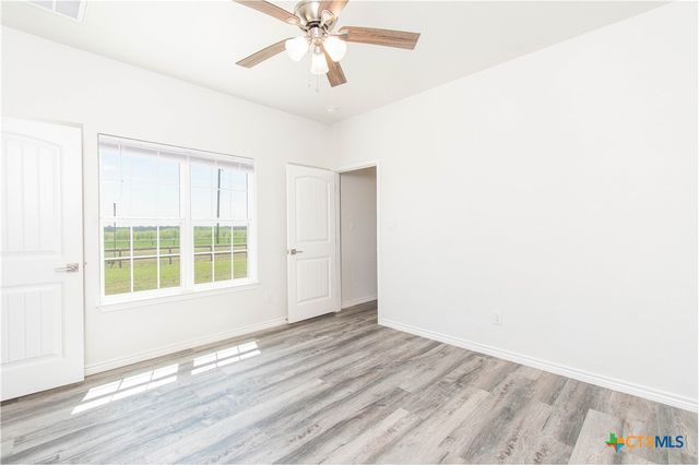 102 Carley Court, Little River Academy, TX 76554