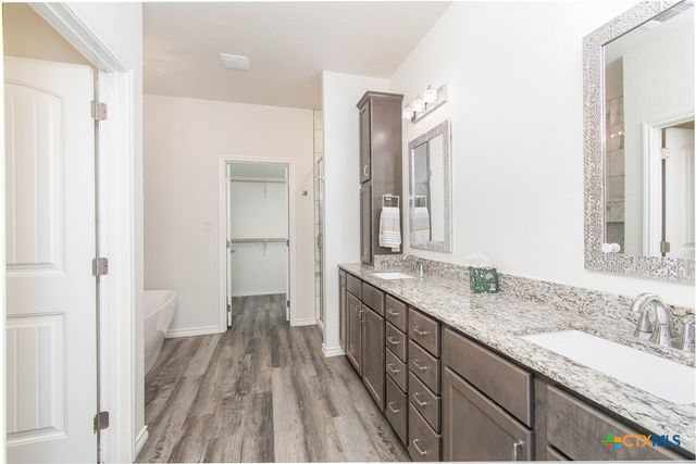 102 Carley Court, Little River Academy, TX 76554