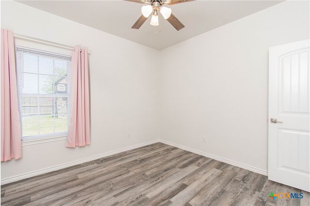 102 Carley Court, Little River Academy, TX 76554