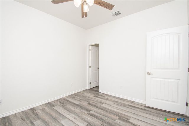 102 Carley Court, Little River Academy, TX 76554