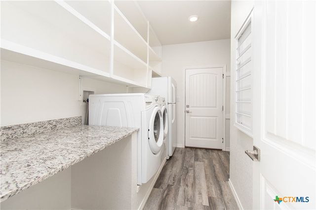 102 Carley Court, Little River Academy, TX 76554