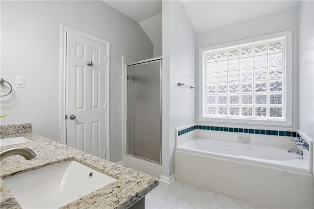 205 Chimney Hill Circle, College Station, TX 77840