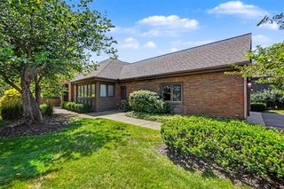 640 Cascade Hills Ridge, Grand Rapids, MI 49546