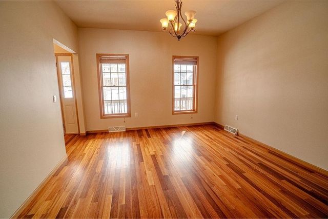 5648 Silver Oak Drive, Fitchburg, WI 53711