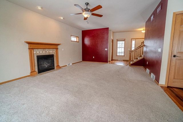 5648 Silver Oak Drive, Fitchburg, WI 53711