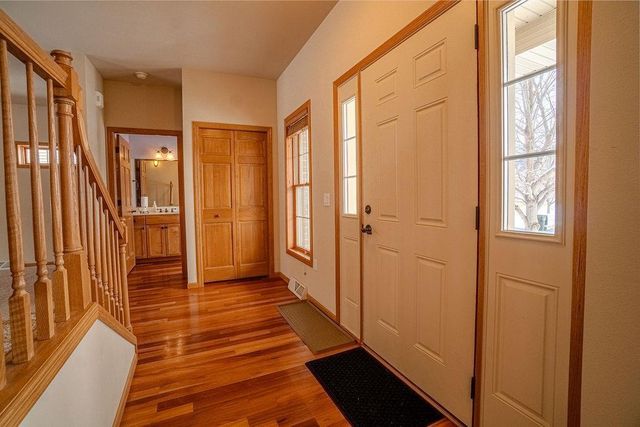 5648 Silver Oak Drive, Fitchburg, WI 53711