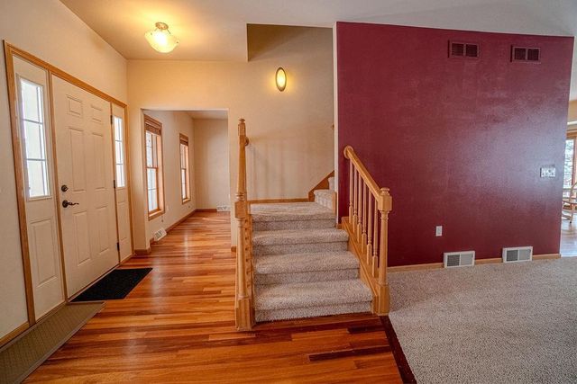 5648 Silver Oak Drive, Fitchburg, WI 53711