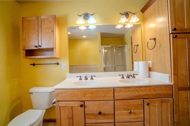 5648 Silver Oak Drive, Fitchburg, WI 53711