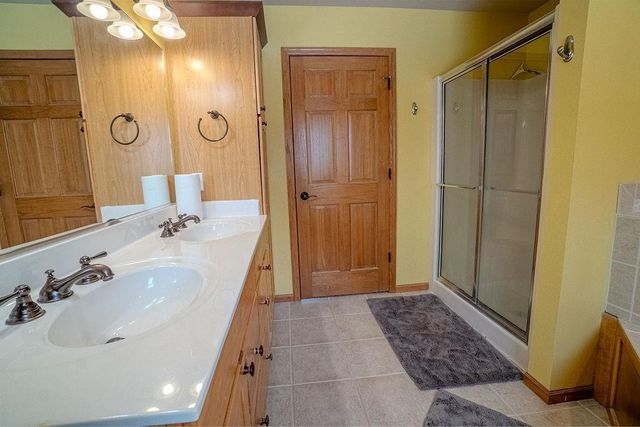 5648 Silver Oak Drive, Fitchburg, WI 53711