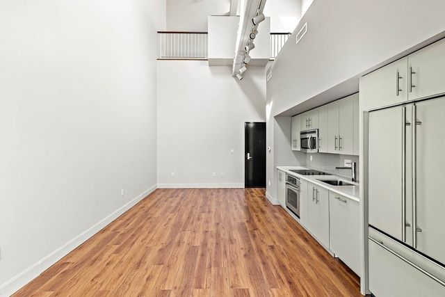 33 3rd Avenue PH309, Boston, MA 02129