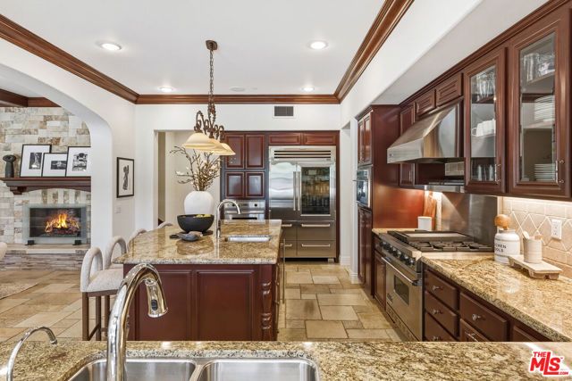 5701 Calais Court, Calabasas, CA 91302