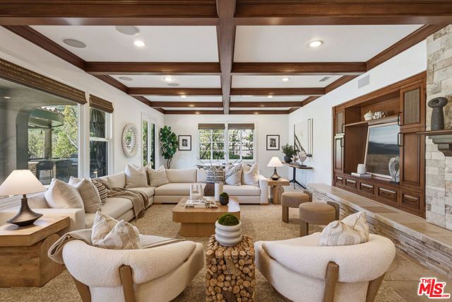 5701 Calais Court, Calabasas, CA 91302