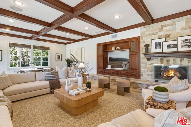 5701 Calais Court, Calabasas, CA 91302