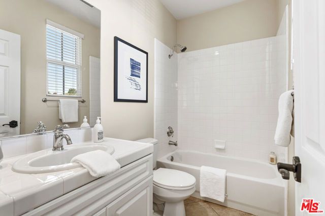 5701 Calais Court, Calabasas, CA 91302