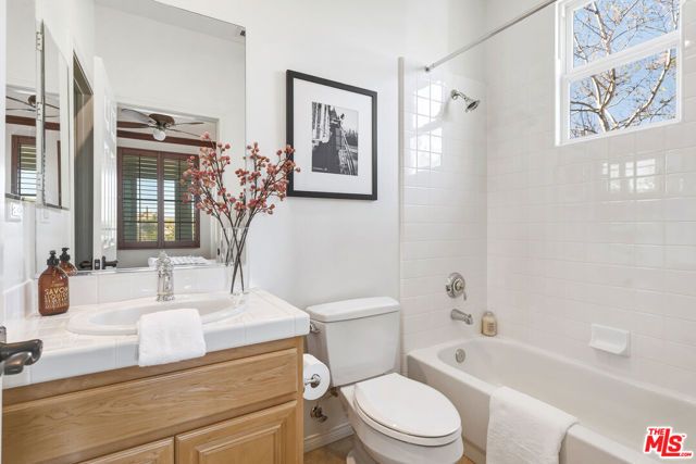 5701 Calais Court, Calabasas, CA 91302