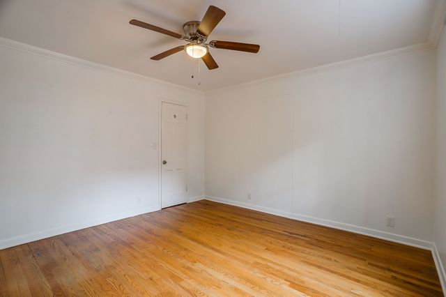 2013 Huntington Lane, Fort Worth, TX 76110