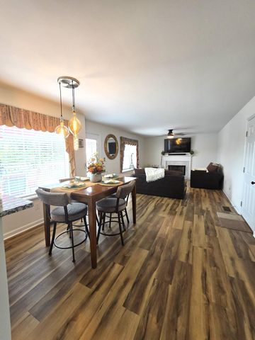 702 Pocahontas Trail, Georgetown, KY 40324