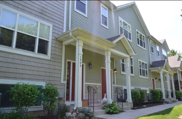 1906 Rena Lane, Yorkville, IL 60560